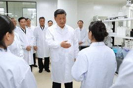 Dịch viêm phổi cấp - thuốc thử 'liều nặng' cho tham vọng của ông Tập Cận Bình